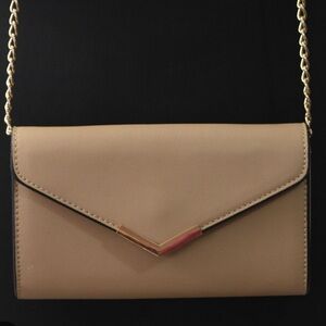 Urban Expressions Gold crossbody